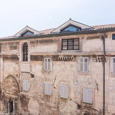 Appartamento Diana's Chamber